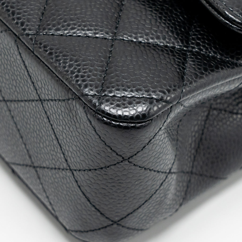 CHANEL MEDIUM CLASSIC DOUBLE FLAP BAG CAVIAR BLACK GHW (MICROCHIP)