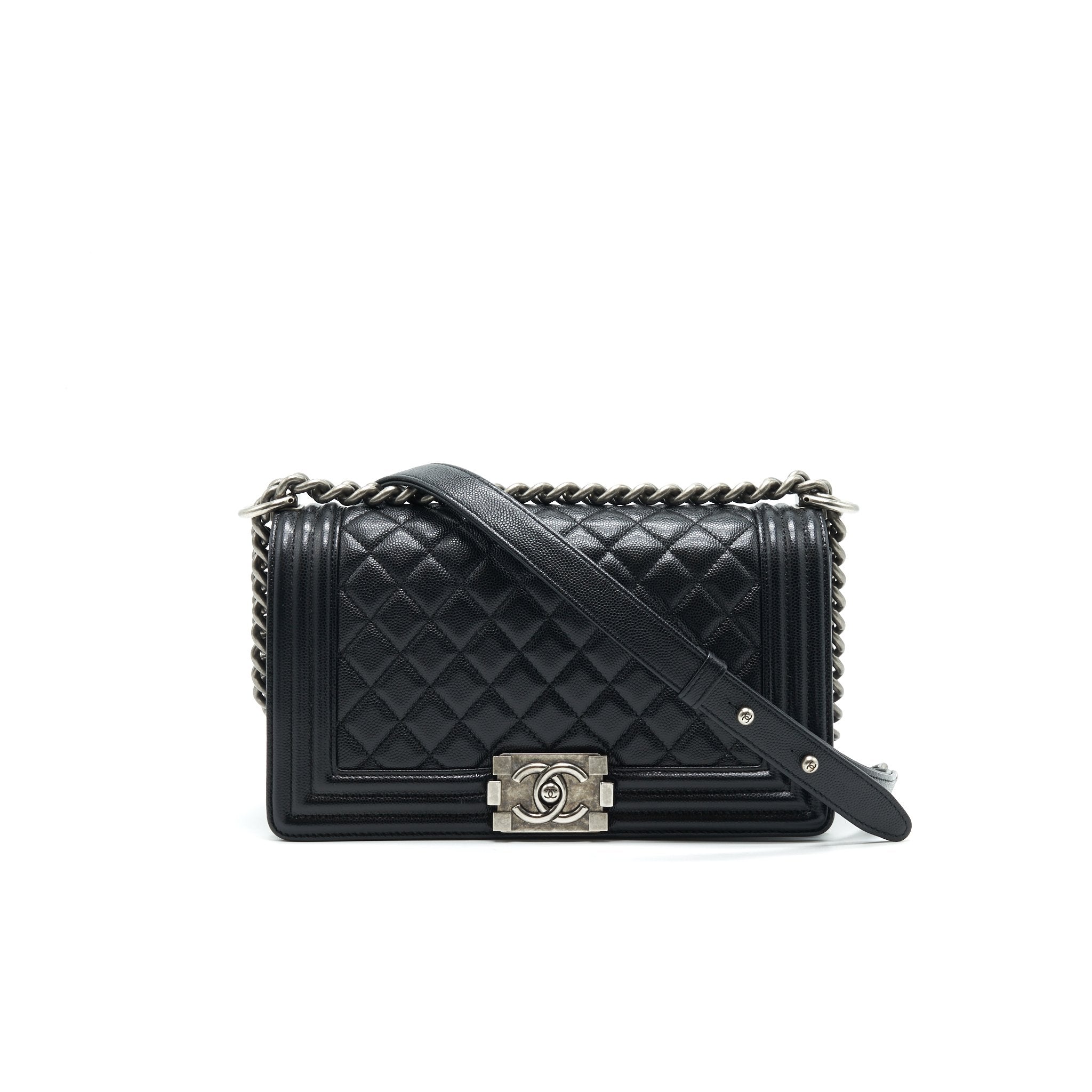 CHANEL MEDIUM BOY CHANEL BAG CAVIAR BLACK RUTHENIUM HARDWARE