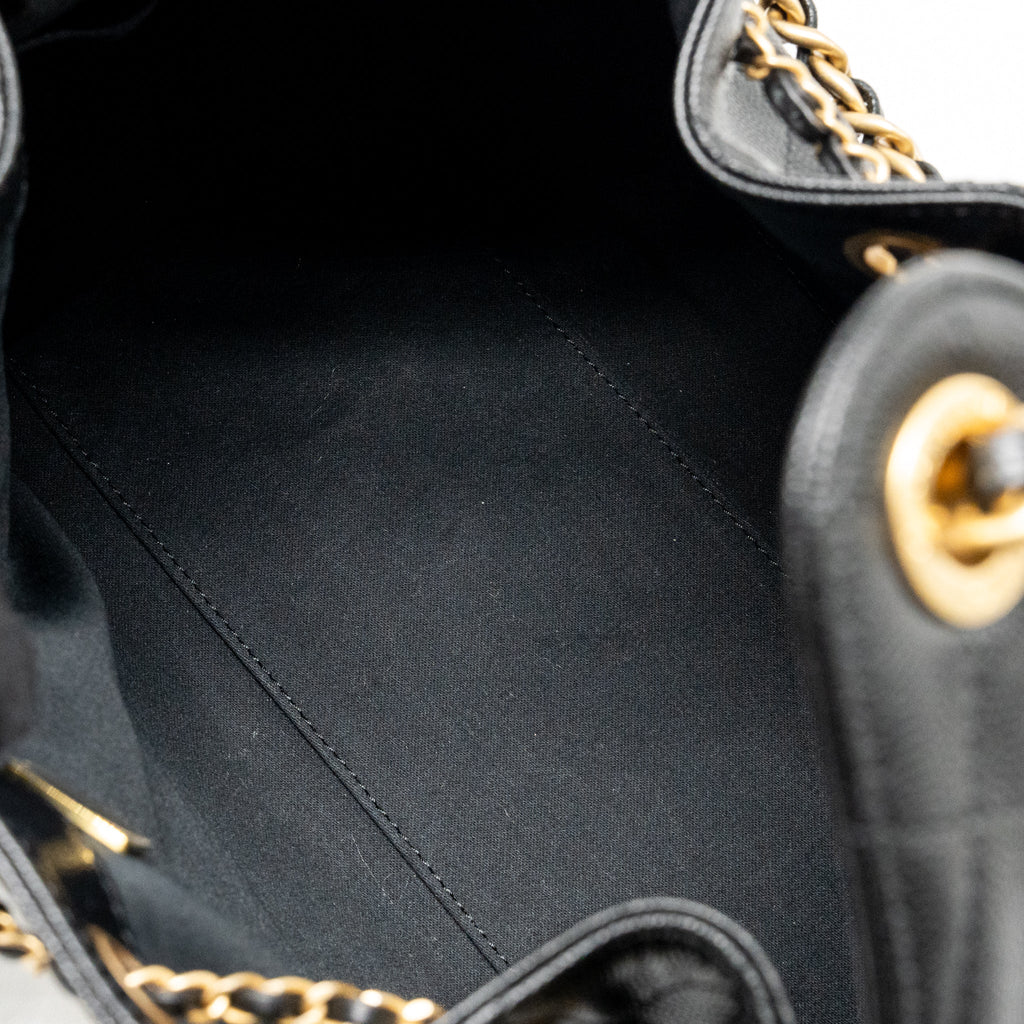 CHANEL SMALL 25 BAG CAVIAR BLACK GHW (MICROCHIP)