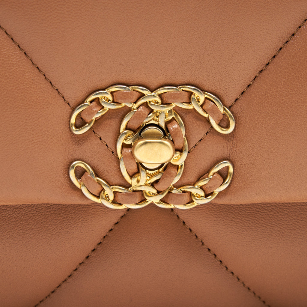CHANEL 21P CARAMEL SMALL 19 FLAP BAG GHW