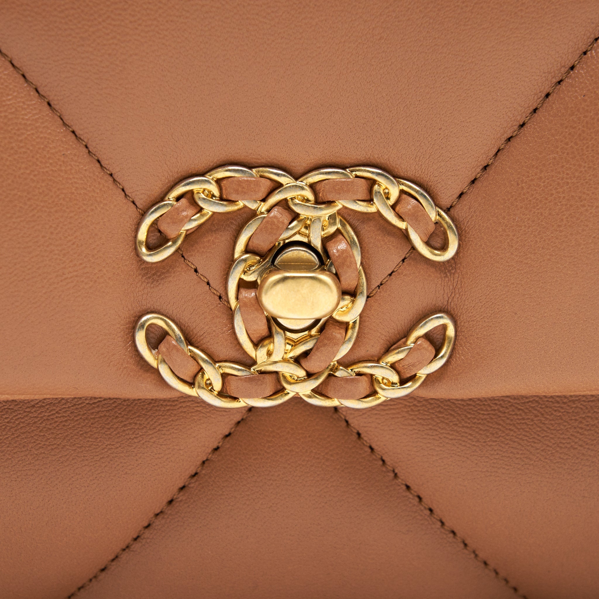 CHANEL 21P CARAMEL SMALL 19 FLAP BAG GHW