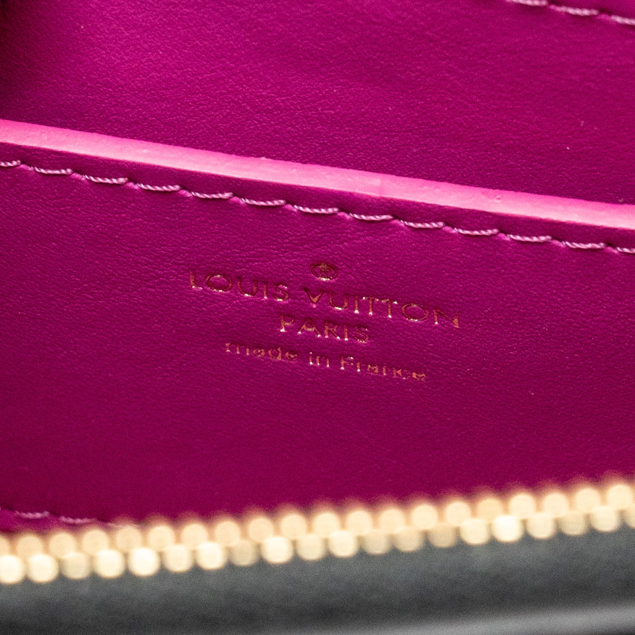 LOUIS VUITTON TWIST ONE HANDLE PM TAURILLON LEATHER BLACK/PINK GHW