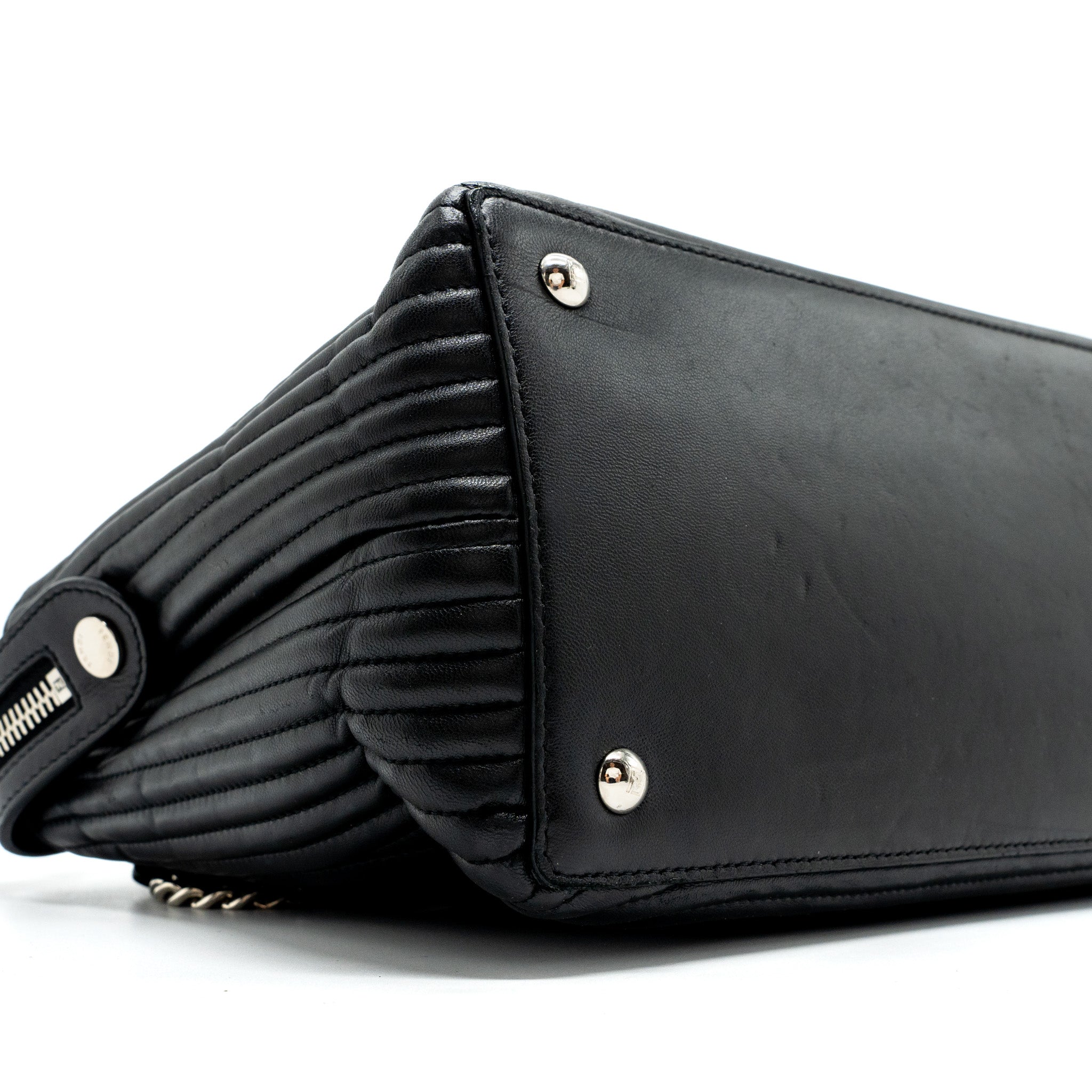 FENDI DOCTOM CHAIN SHOULDER BAG LEATHER BLACK SHW