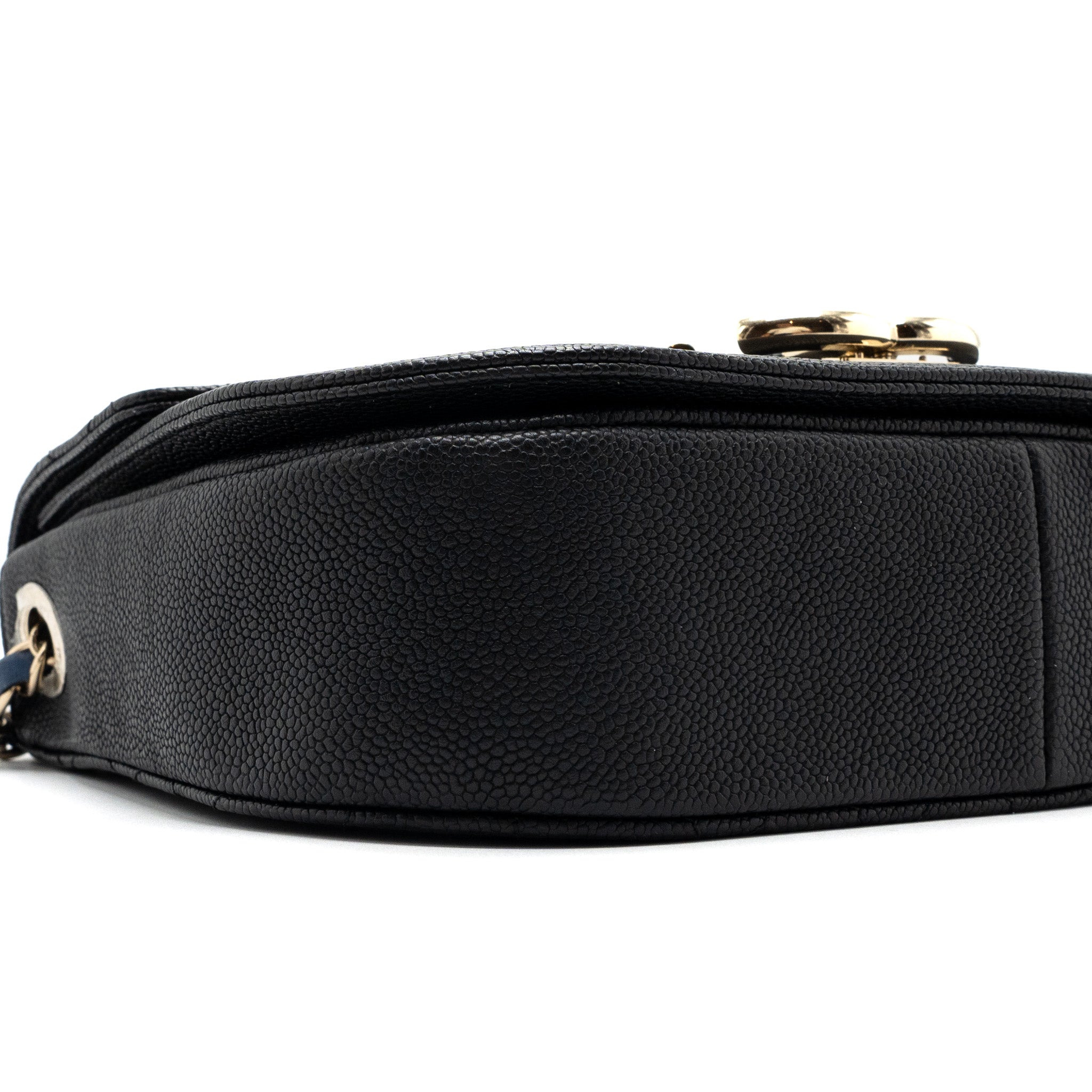 CHANEL FLAP BAG WITH HANDLE CAVIAR BLACK/MULTICOLOUR LGHW