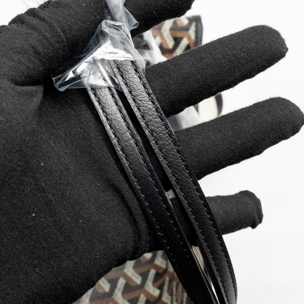 GOYARD SAINT LOUIS PM BAG GOYARDINE CANVAS/CALFSKIN BLACK SHW