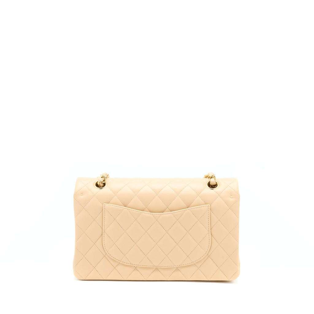 CHANEL MEDIUM CLASSIC FLAP BAG LAMBSKIN BEIGE LGHW (MICROCHIP)