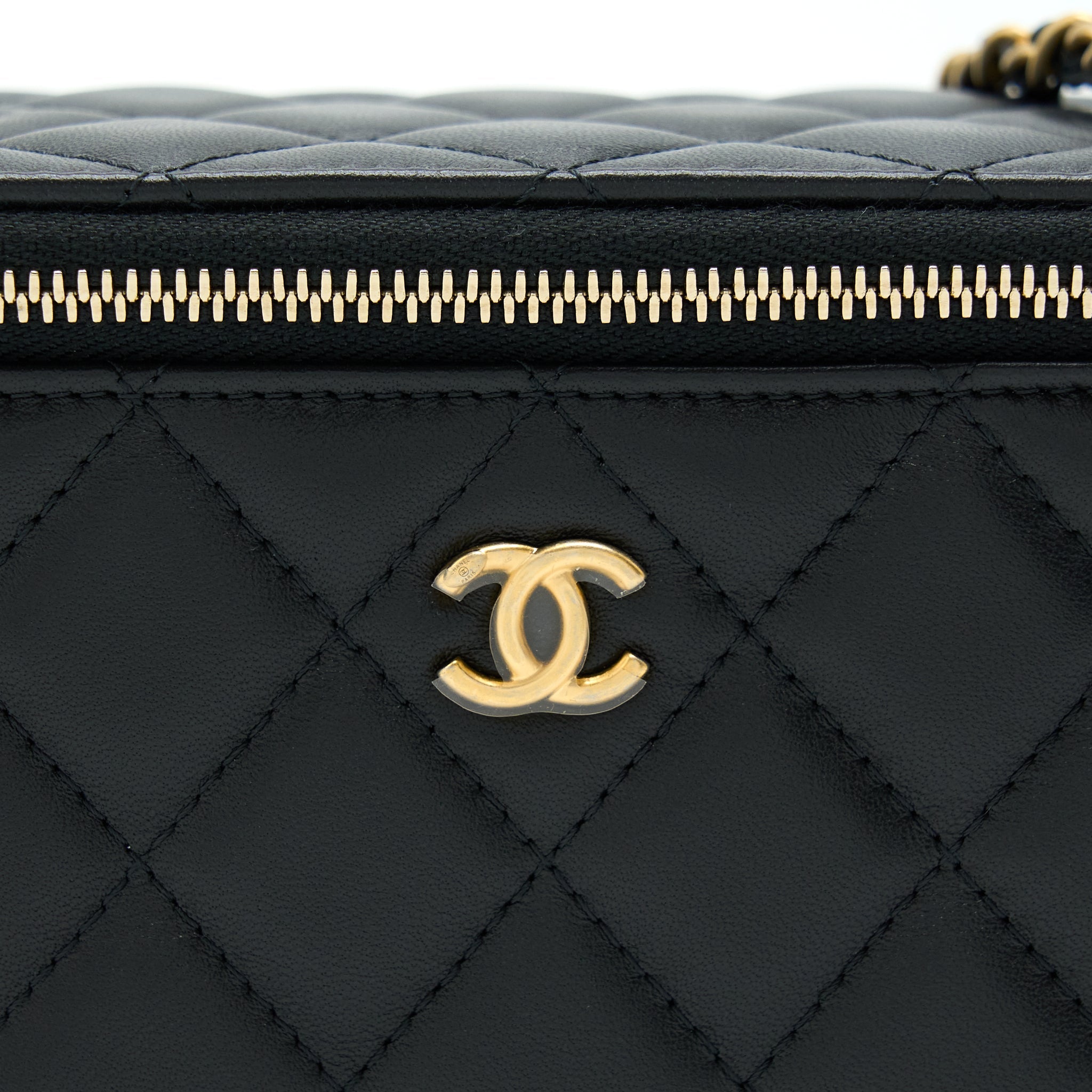 CHANEL 22B PEARL CRUSH LONG VANITY WITH CHAIN LAMBSKIN BLACK GHW