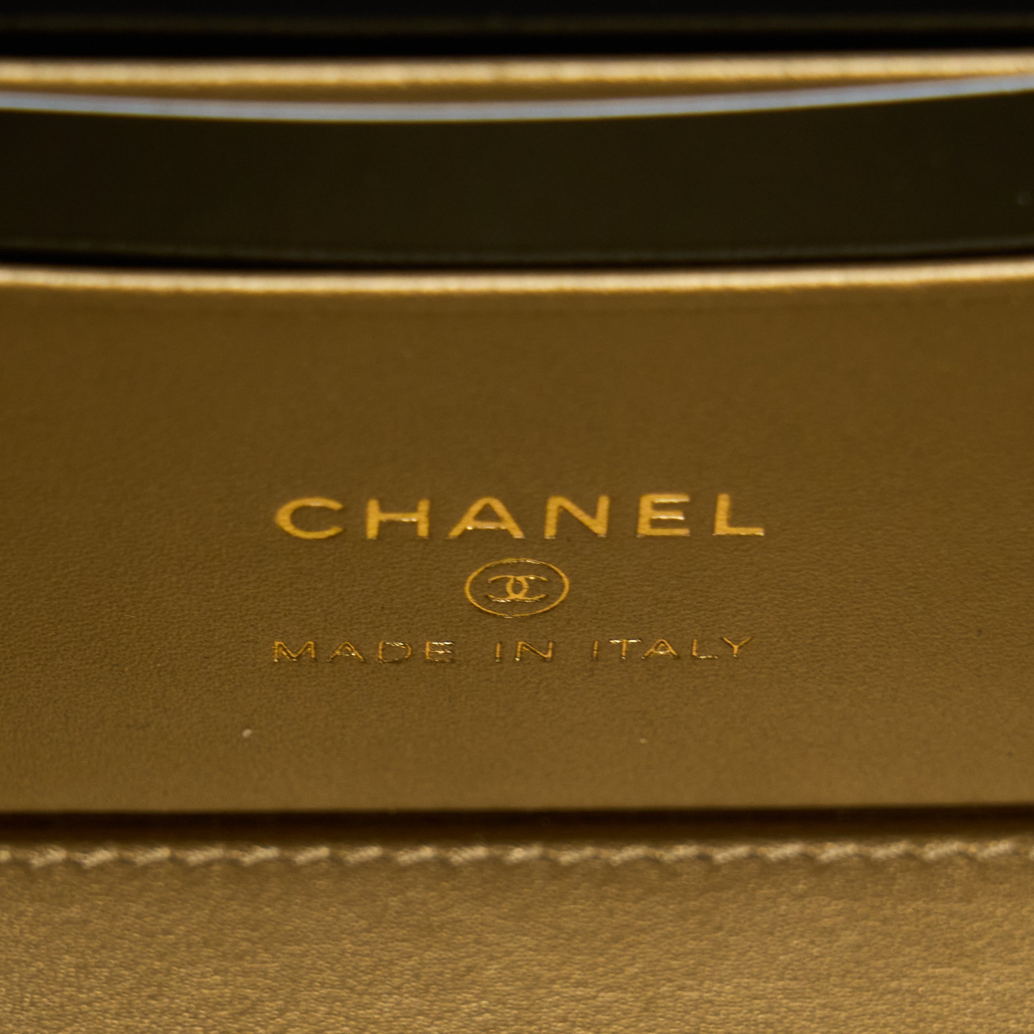 CHANEL 22B PEARL CRUSH LONG VANITY WITH CHAIN LAMBSKIN BLACK GHW