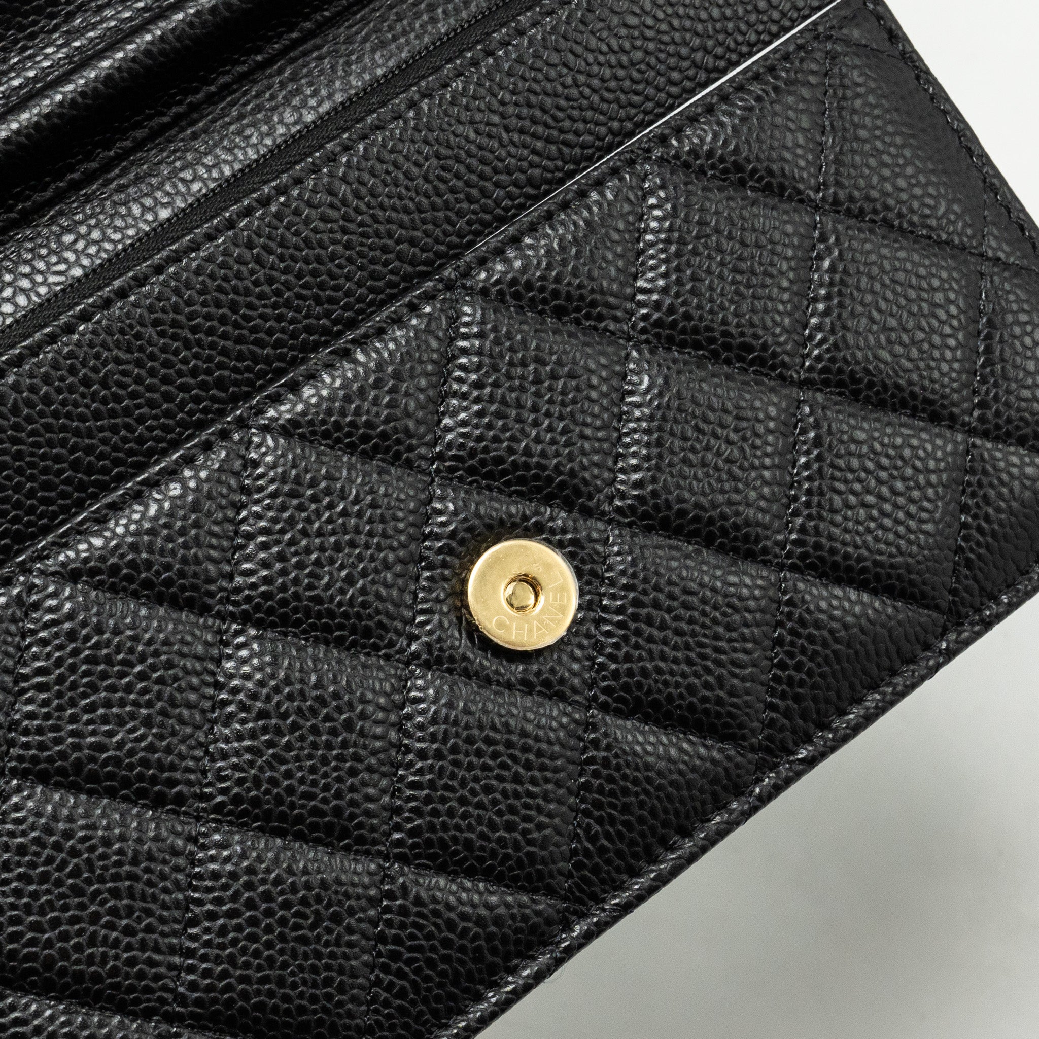CHANEL CLASSIC WALLET ON CHAIN CAVIAR BLACK GHW (MICROCHIP)