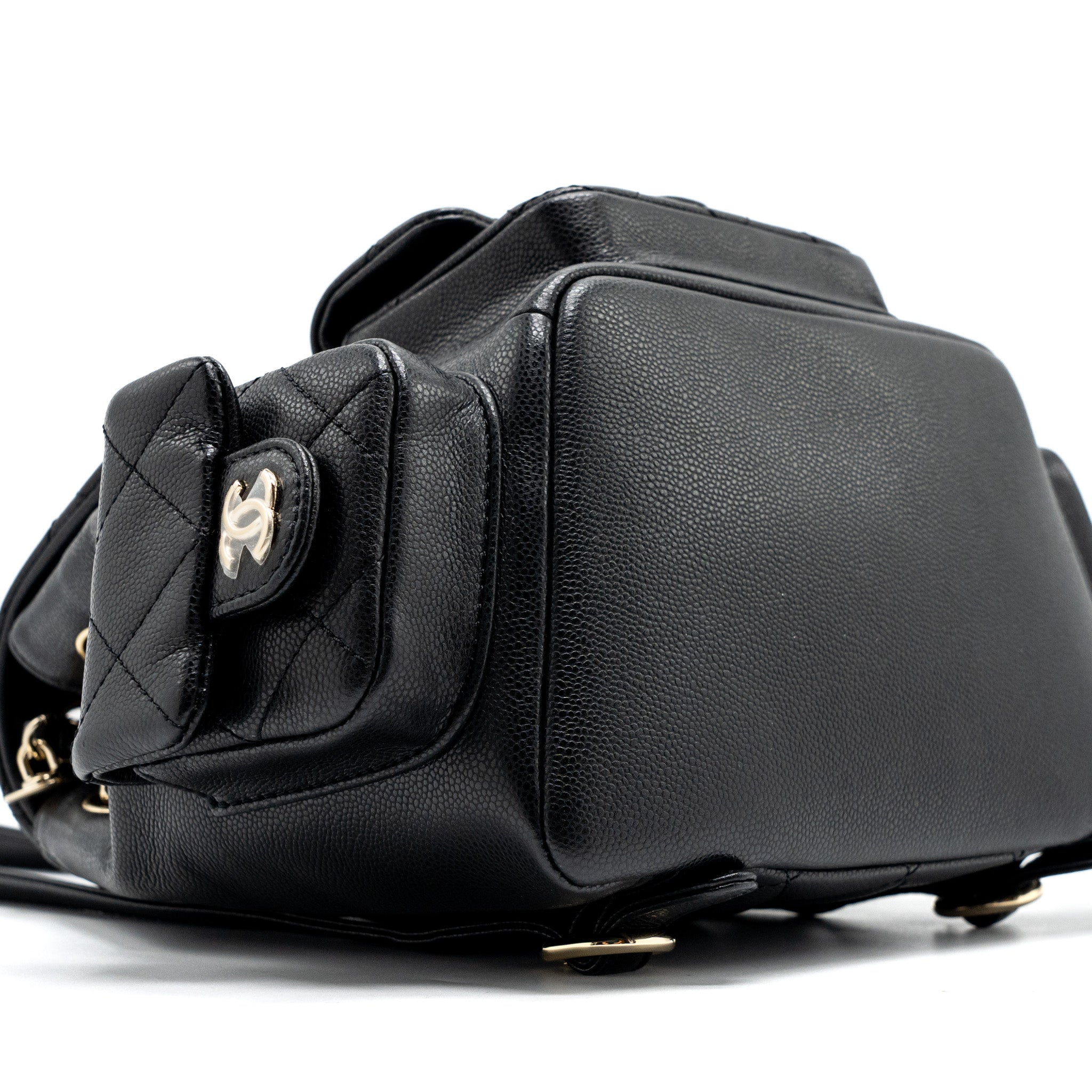 CHANEL 23K TRIPLE POCKET BACKPACK CAVIAR BLACK LGHW (MICROCHIP)