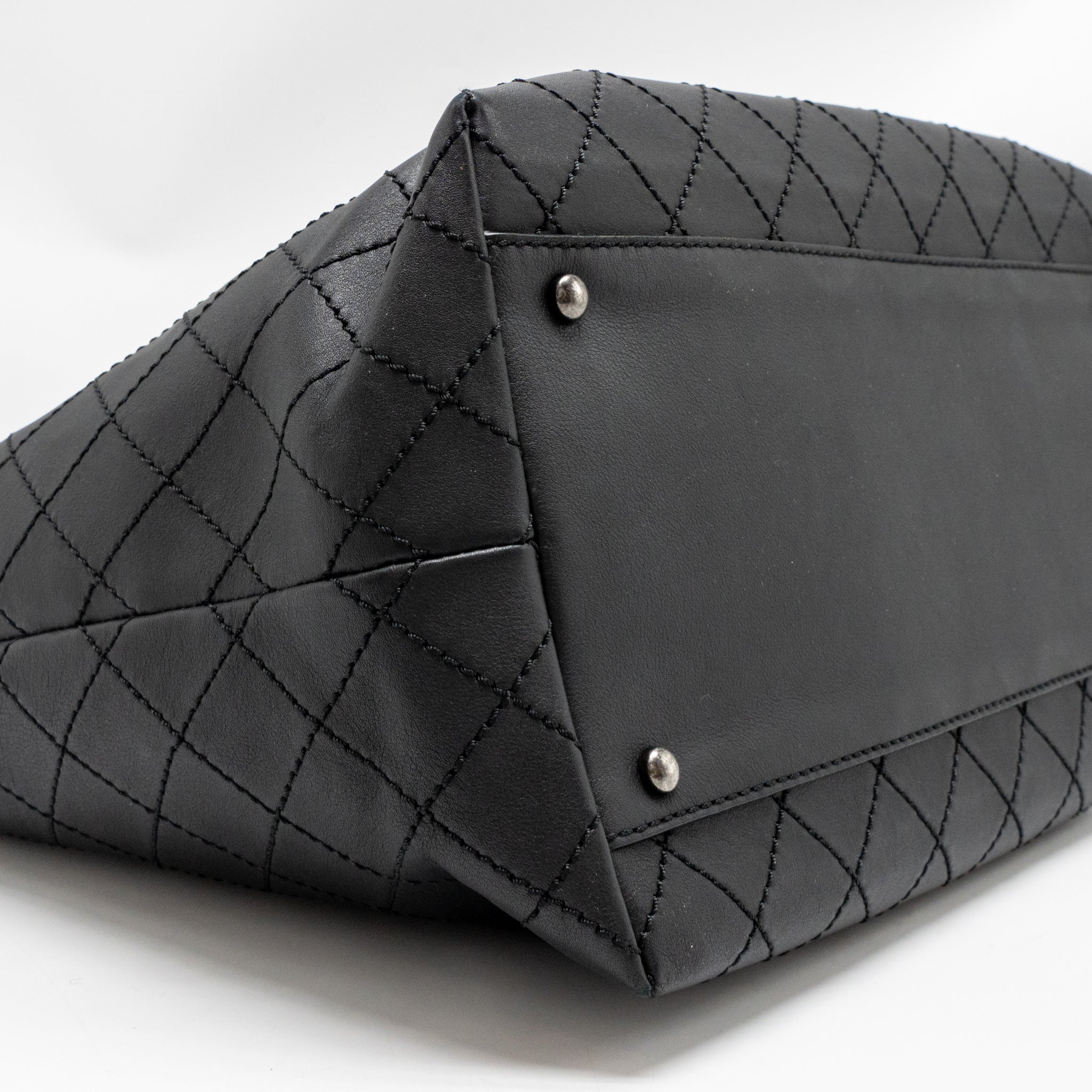 CHANEL ON THE ROAD STITCHED TOTE BAG CALFSKIN BLACK RUTHENIUM SILVER HARDWARE