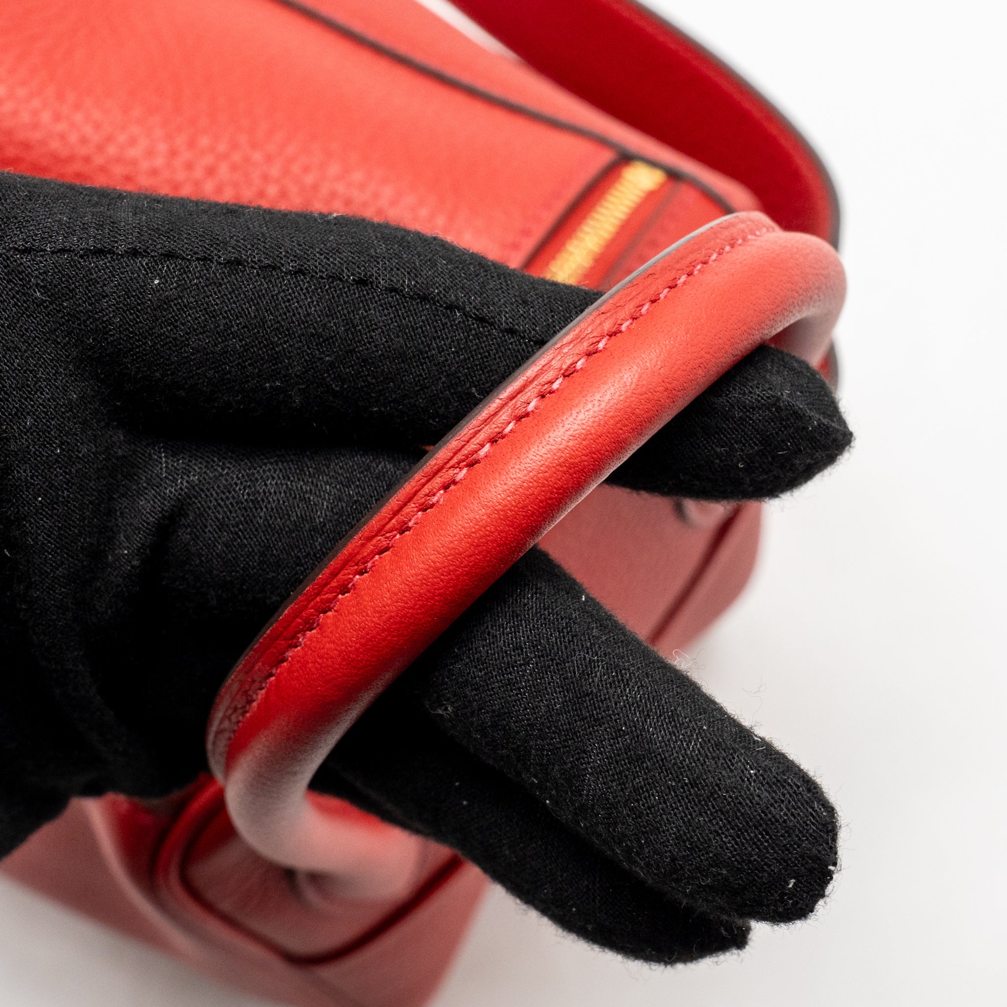 HERMES LINDY 26 CLEMENCE ROUGE CASAQUE GHW