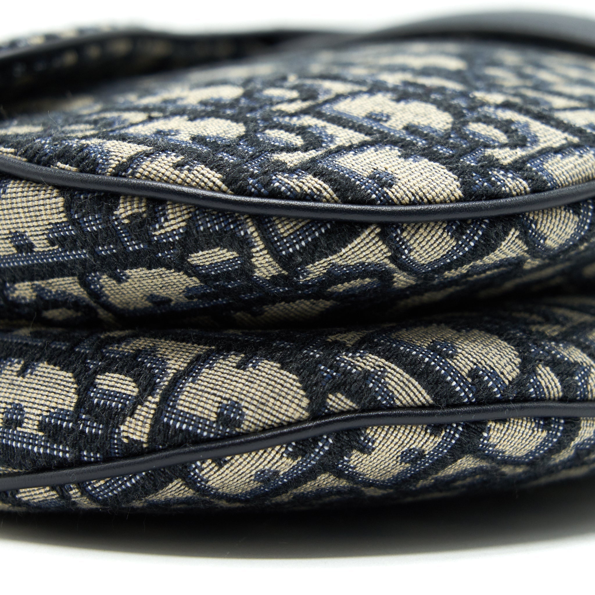 CHRISTIAN DIOR OBLIQUE MEDIUM SADDLE BAG