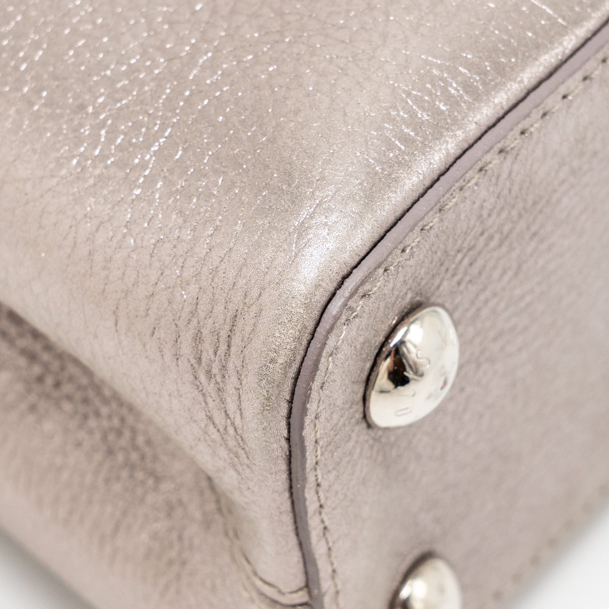 LOUIS VUITTON CAPUCINES BB LEATHER METALLIC SILVER SHW