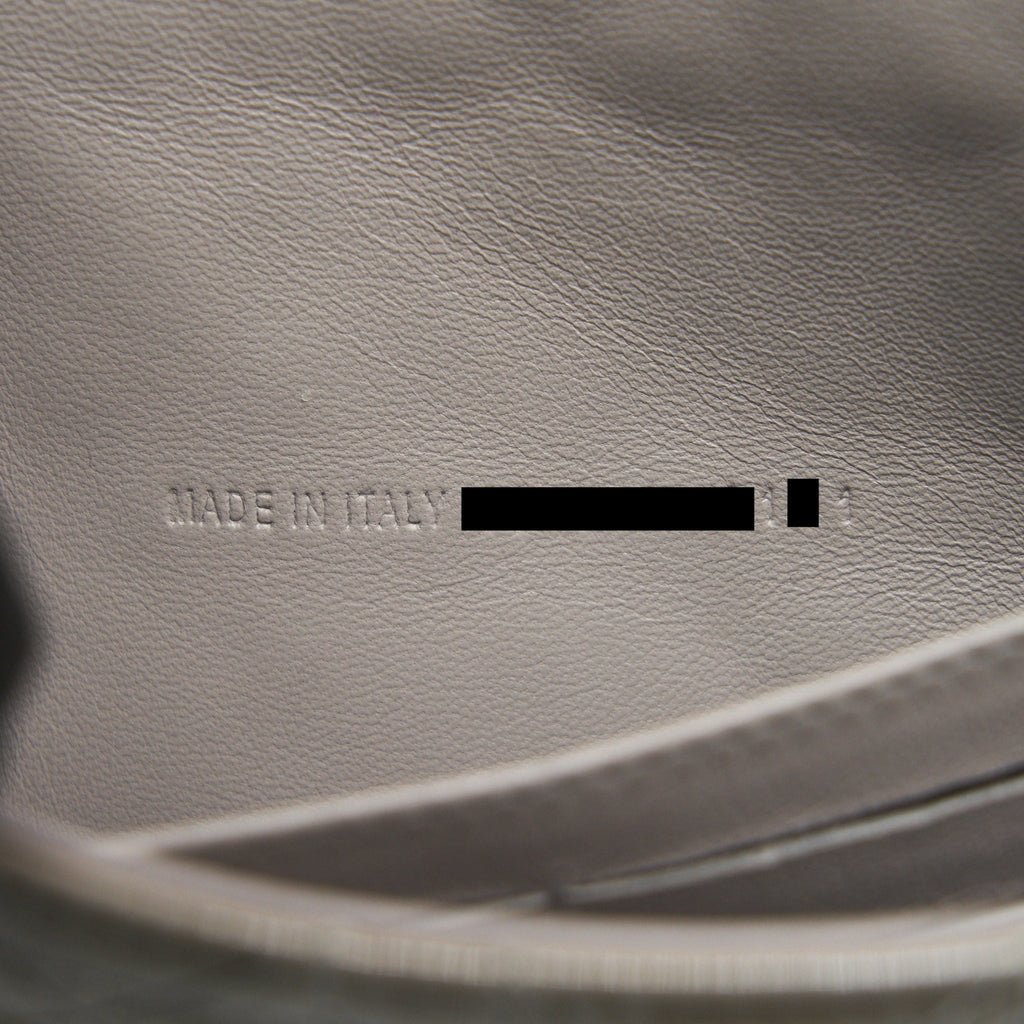 DIOR PATENT LEATHER WALLET ON CHAIN LIGHT GREY