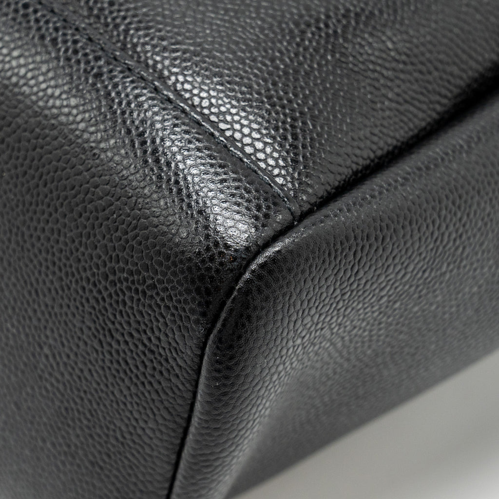 CHANEL BUSINESS AFFINITY DRAWSTRING BUCKET BAG CAVIAR BLACK GHW