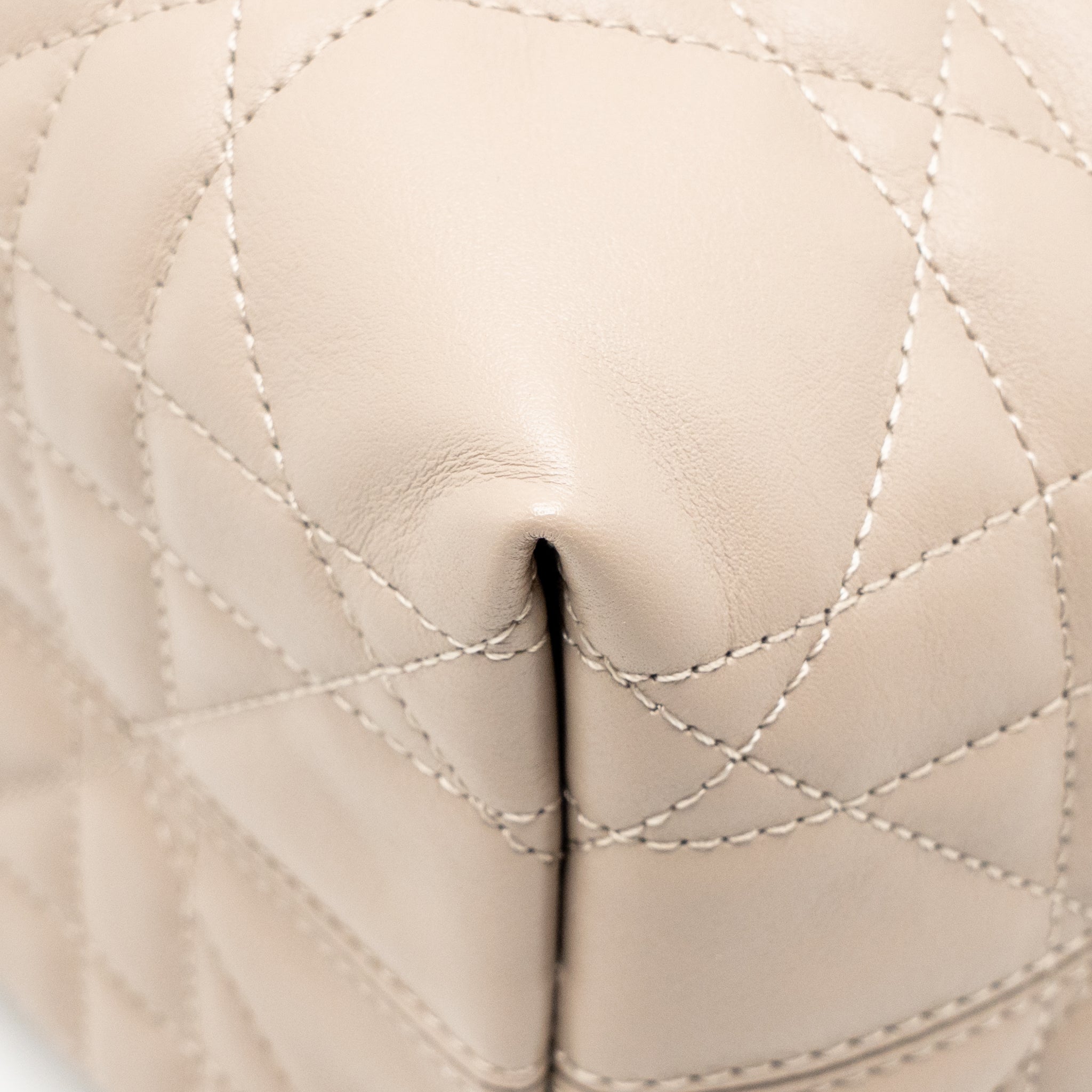 DIOR SMALL TOUJOURS TOTE BAG MACROCANNAGE CALFSKIN POWDER BEIGE LGHW