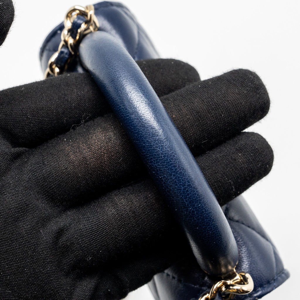 CHANEL TOP HANDLE MINI FLAP CLUTCH LAMBSKIN NAVY LGHW (MICROCHIP)
