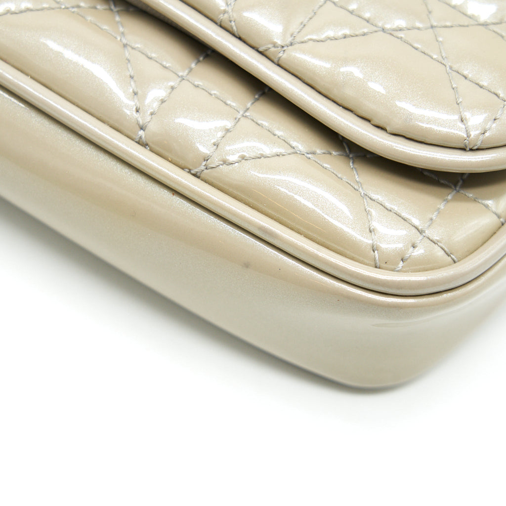 DIOR PATENT LEATHER WALLET ON CHAIN LIGHT GREY