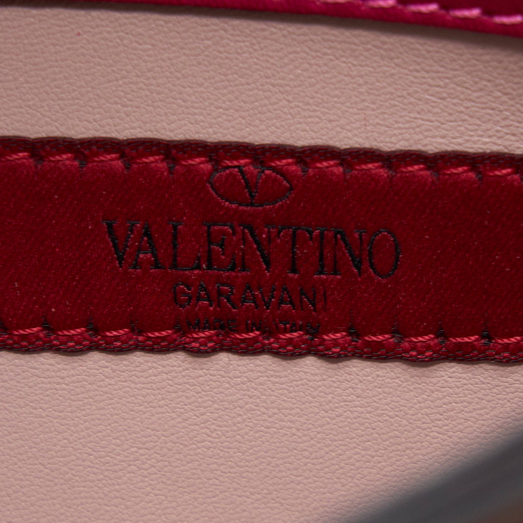 VALENTINO ROCKSTUD CLUTCH RED GHW