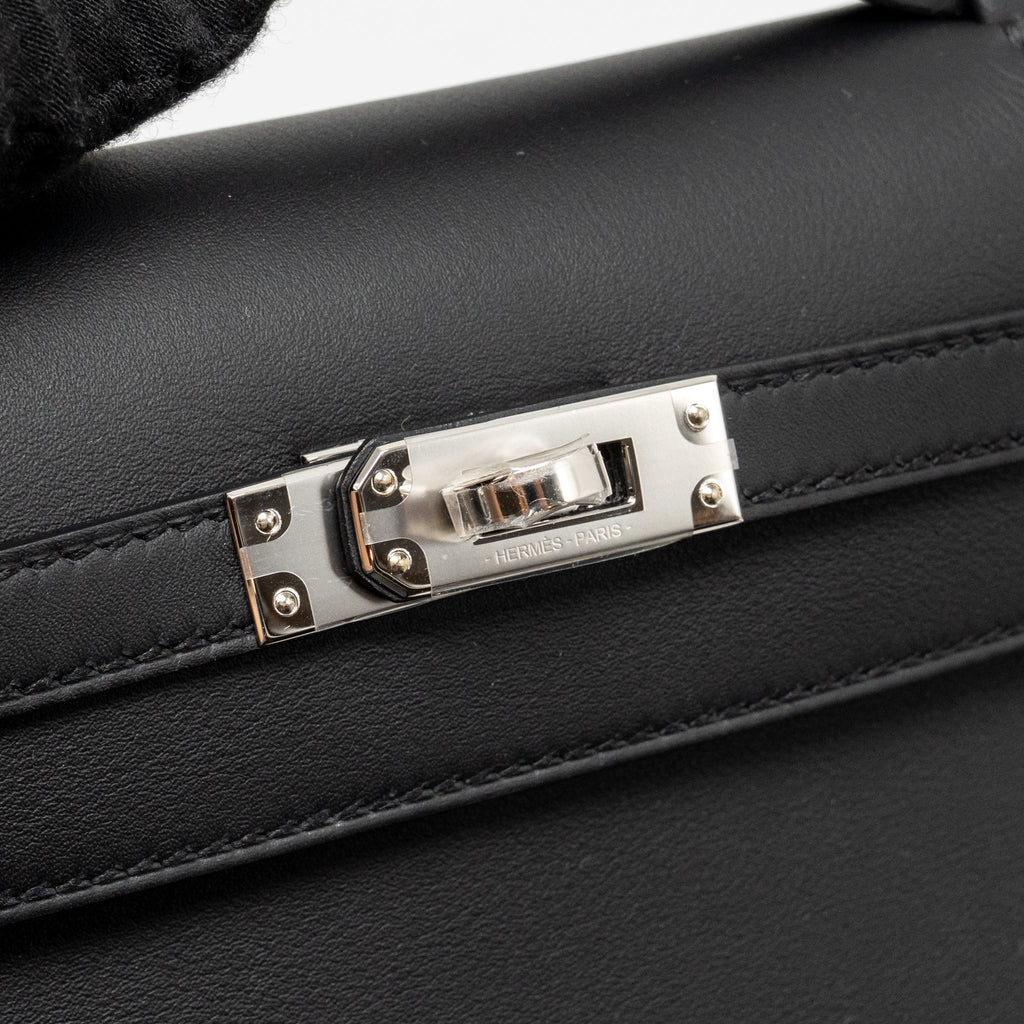 HERMES KELLY POCHETTE SWIFT BLACK SHW