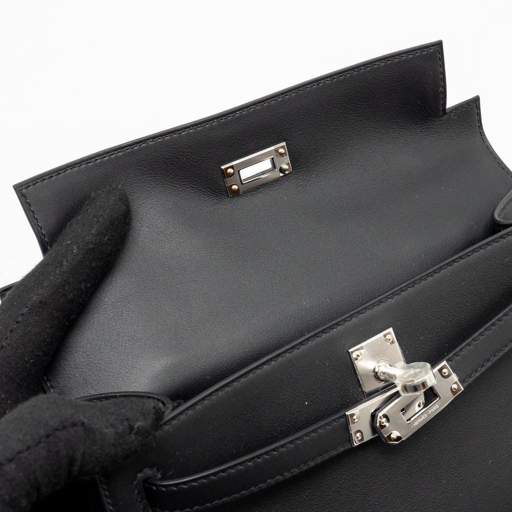 HERMES KELLY POCHETTE SWIFT BLACK SHW