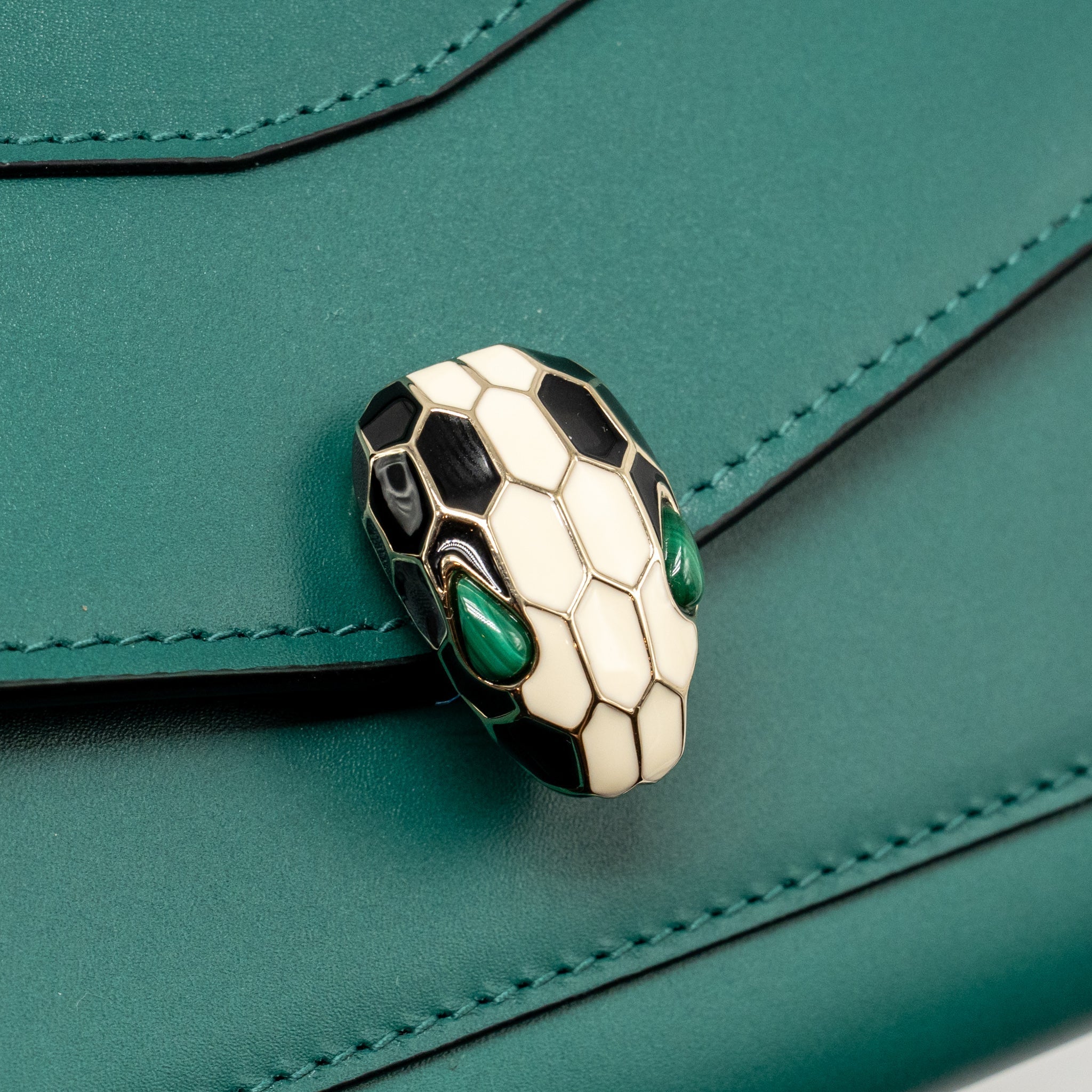 BVLGARI SERPENTI FLAP WALLET WITH CHAIN CALFSKIN GREEN LGHW