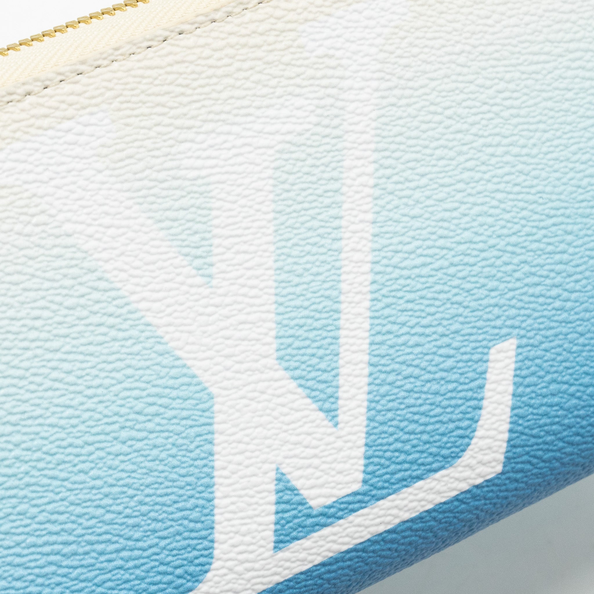 LOUIS VUITTON MONOGRAM GIANT BY THE POOL ZIP WALLET MULTICOLOUR BLUE GHW