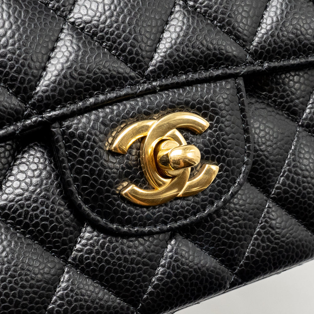 CHANEL MEDIUM CLASSIC DOUBLE FLAP BAG CAVIAR BLACK GHW (MICROCHIP)