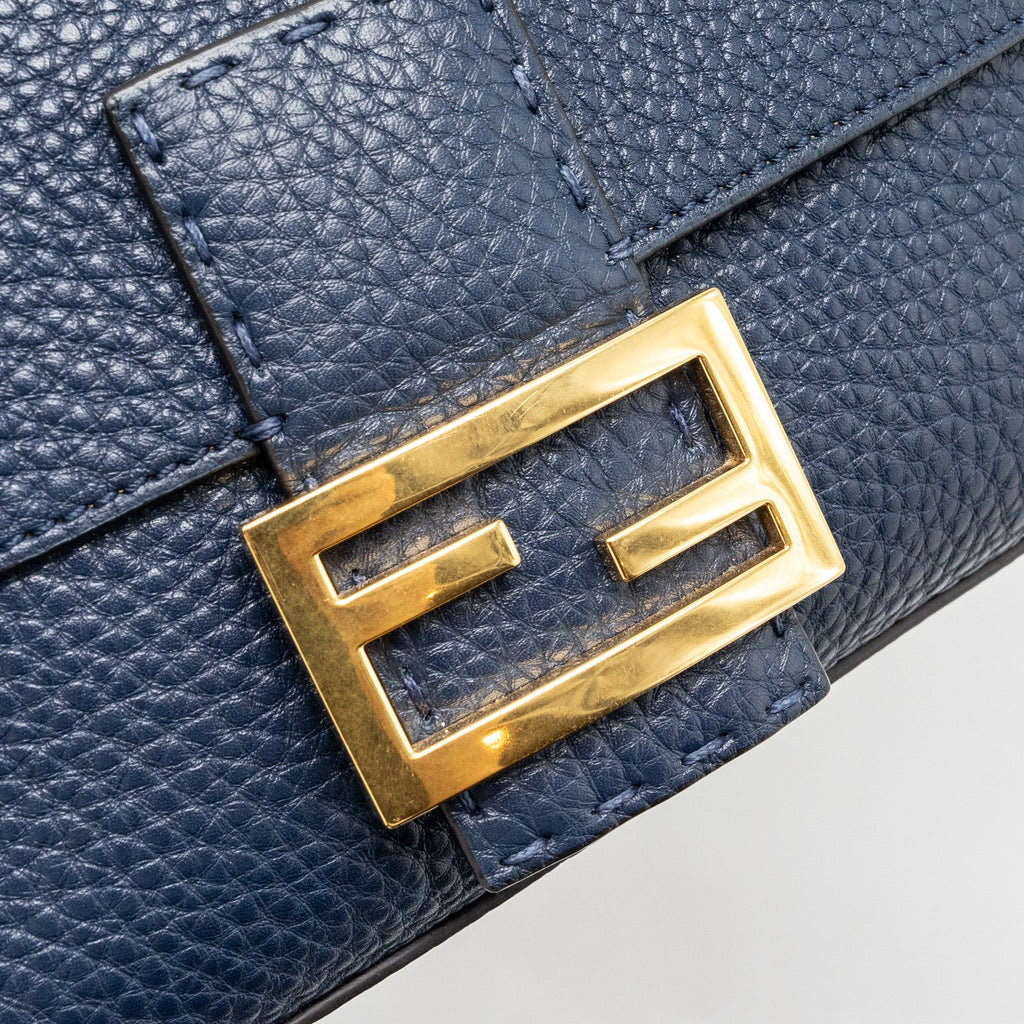 FENDI BAGUETTE BAG GRAINED CALFSKIN DARK BLUE GHW