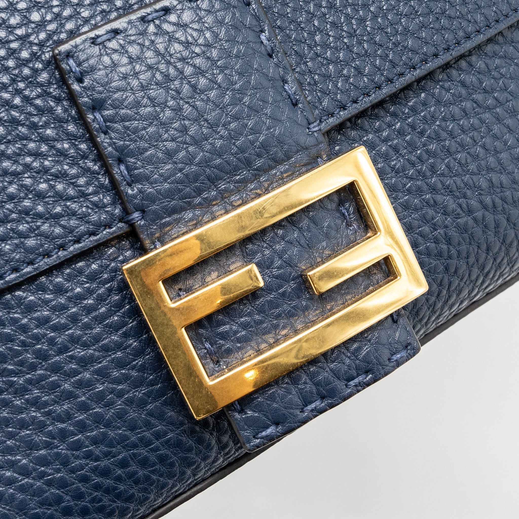 FENDI BAGUETTE BAG GRAINED CALFSKIN DARK BLUE GHW