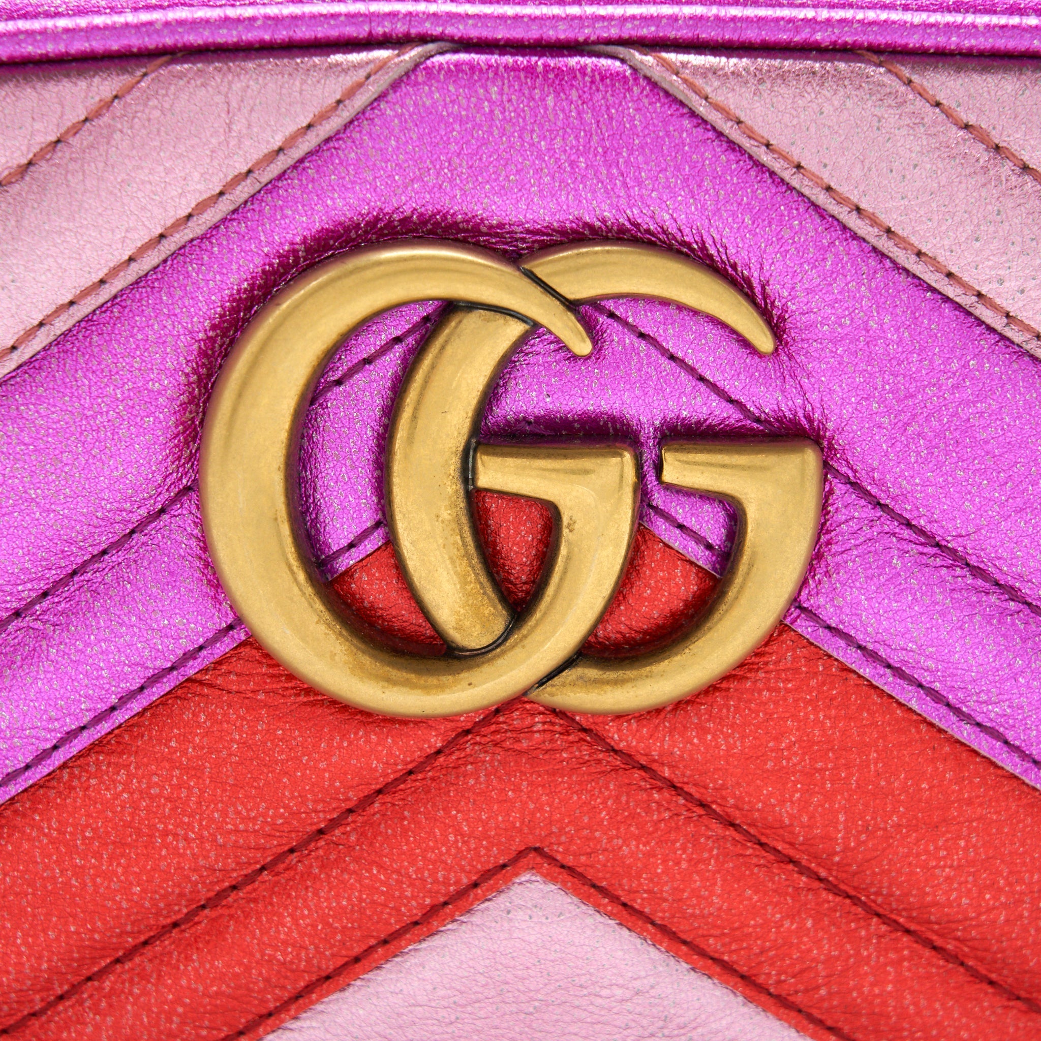 GUCCI GG MARMONT MATELASSÉ SMALL SHOULDER BAG MULTICOLOUR