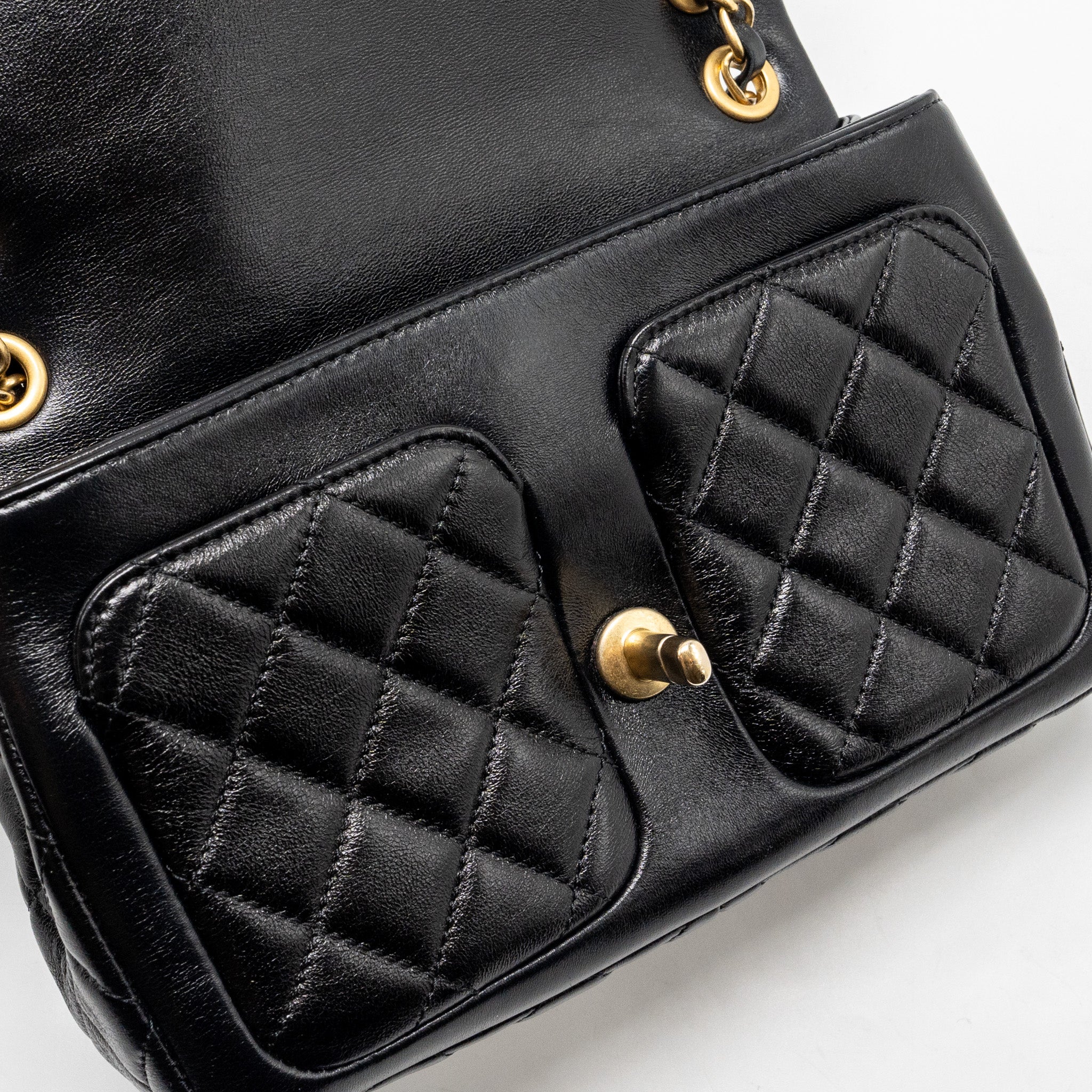 CHANEL QUILTED FLAP BAG LAMBSKIN BLACK GHW (MICROCHIP)