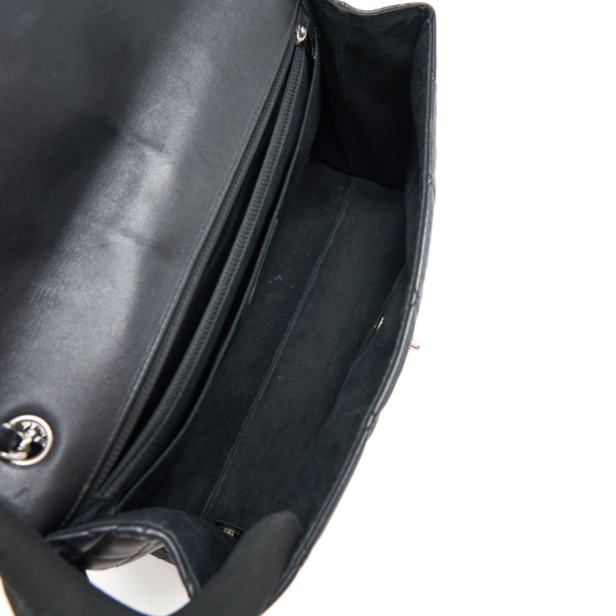 CHANEL FLAP BAG WITH CHAIN LARGE BLACK SHW