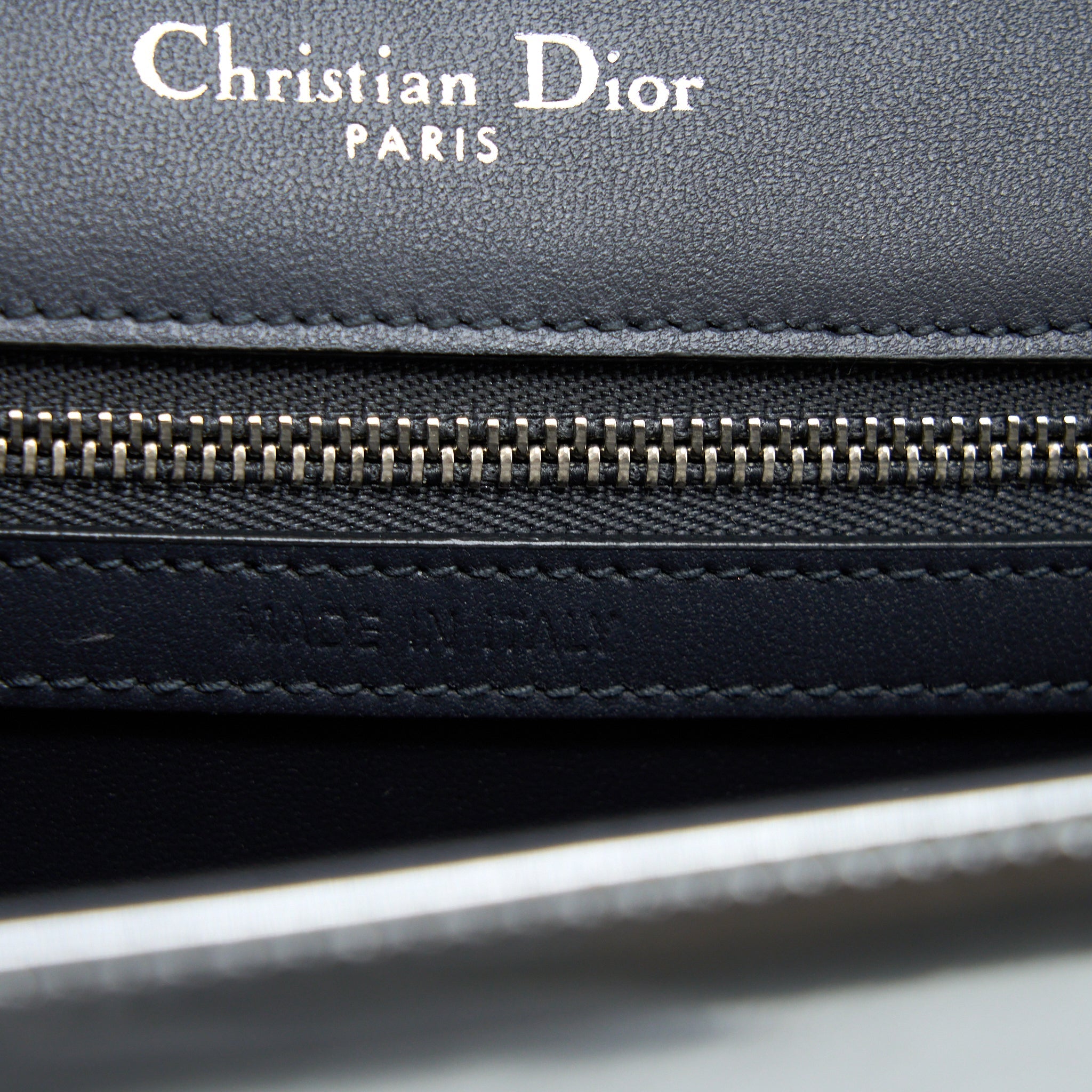 DIOR MEDIUM DIORMA BAG IN METALLIC SILVER SHW