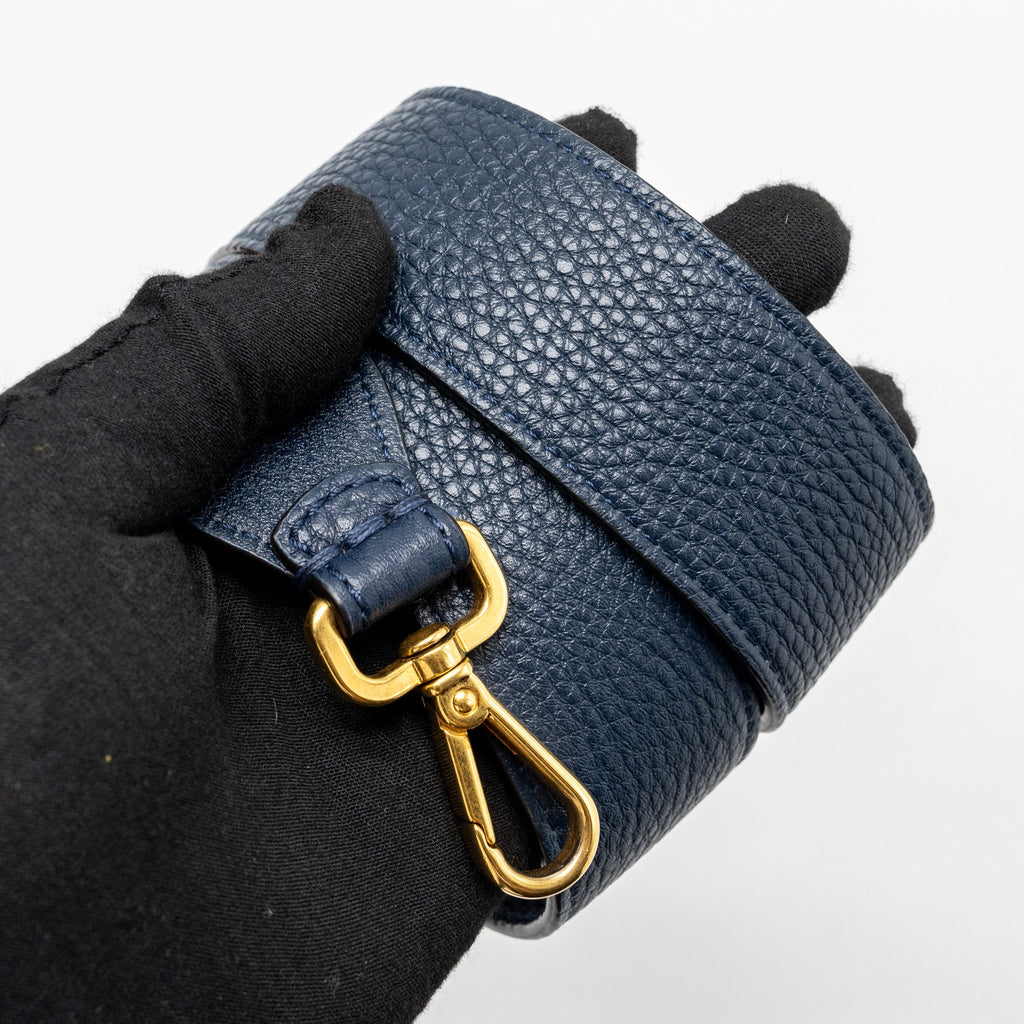 FENDI BAGUETTE BAG GRAINED CALFSKIN DARK BLUE GHW