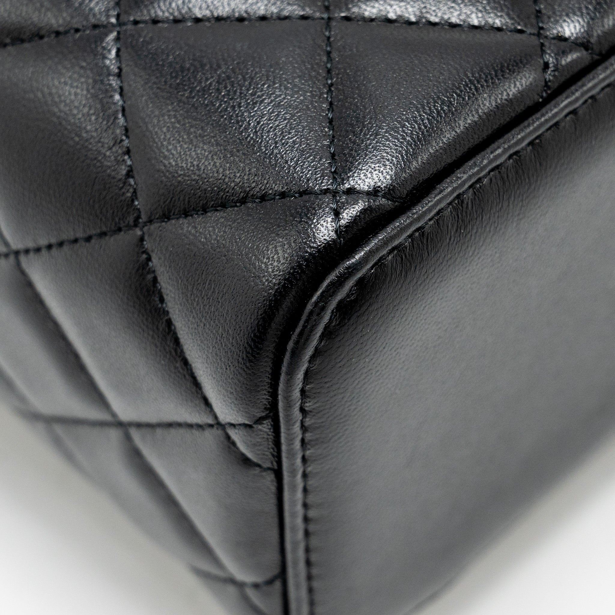 CHANEL TOP HANDLE LONG VANITY CASE LAMBSKIN BLACK GHW