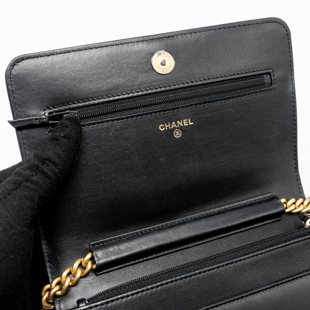 CHANEL BOY WALLET ON CHAIN CAVIAR BLACK GHW (MICROCHIP)