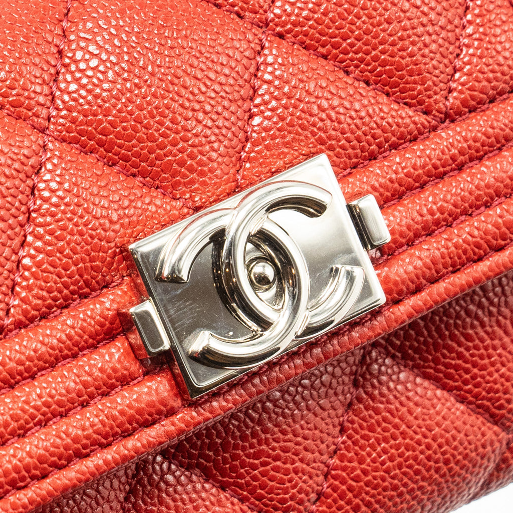 CHANEL BOY FLAP CARD HOLDER CAVIAR RED SHW