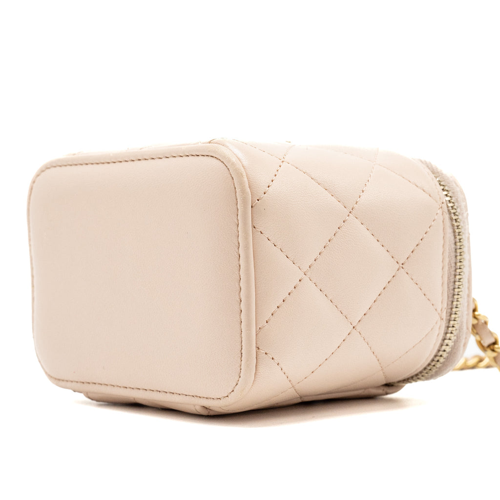 CHANEL PEARL CRUSH MINI VANITY WITH CHAIN LAMBSKIN LIGHT PINK GHW