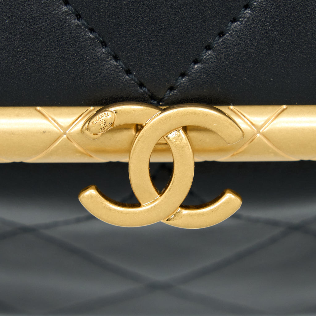 CHANEL KISS LOCK CLASP BAG LAMBSKIN BLACK BRUSHED GHW