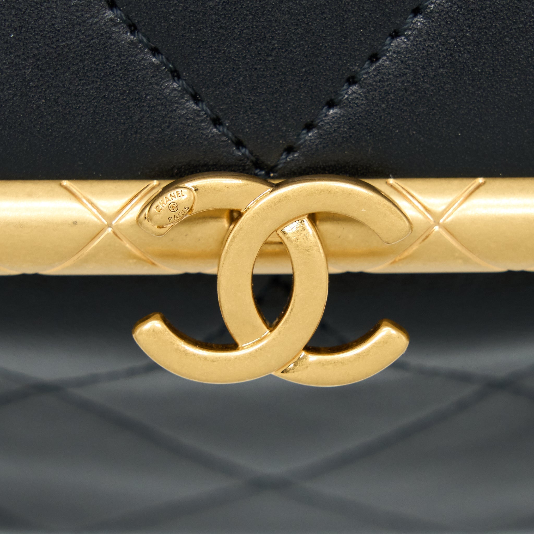 CHANEL KISS LOCK CLASP BAG LAMBSKIN BLACK BRUSHED GHW