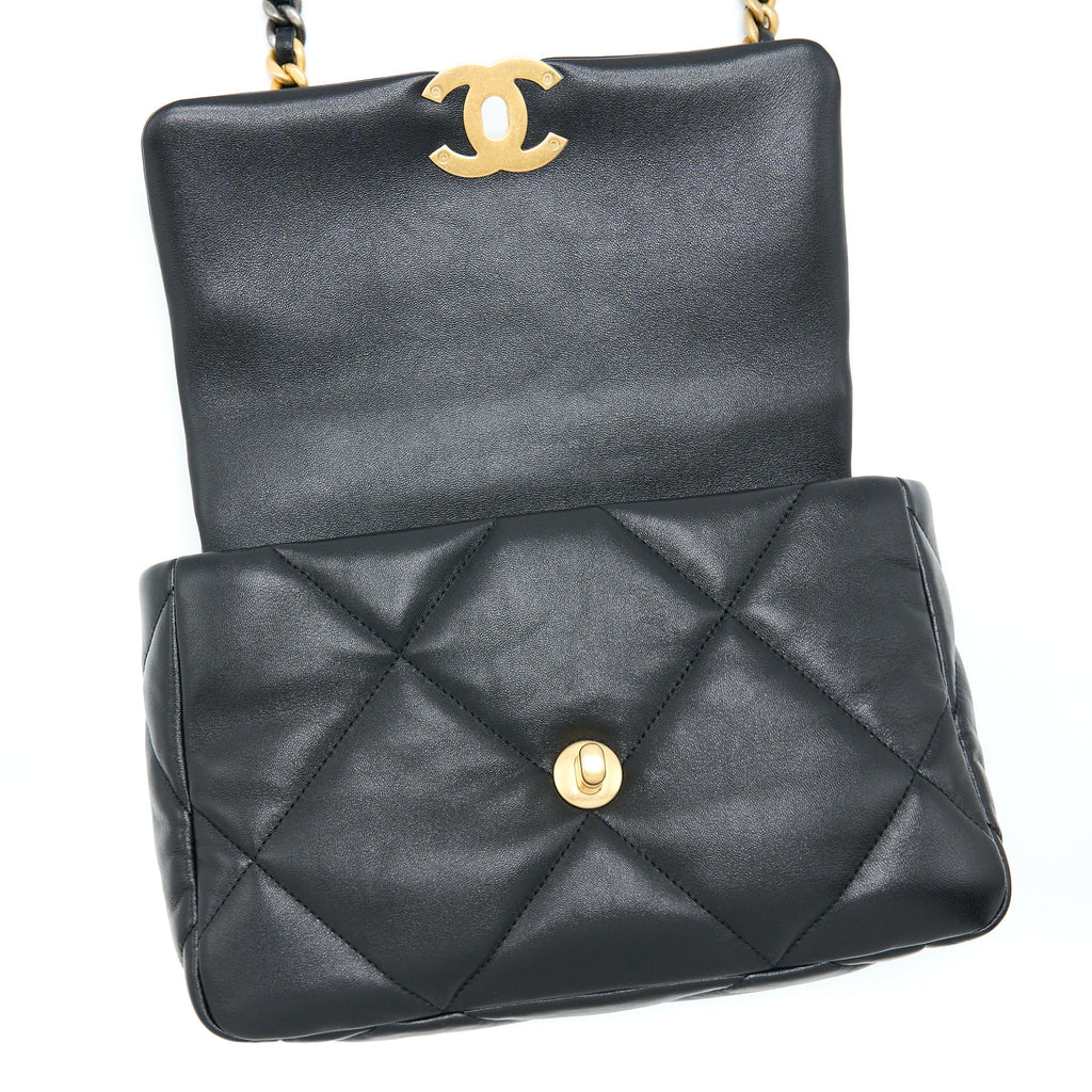 CHANEL SMALL 19 BAG LAMBSKIN BLACK MULTICOLOUR HARDWARE (MICROCHIP)