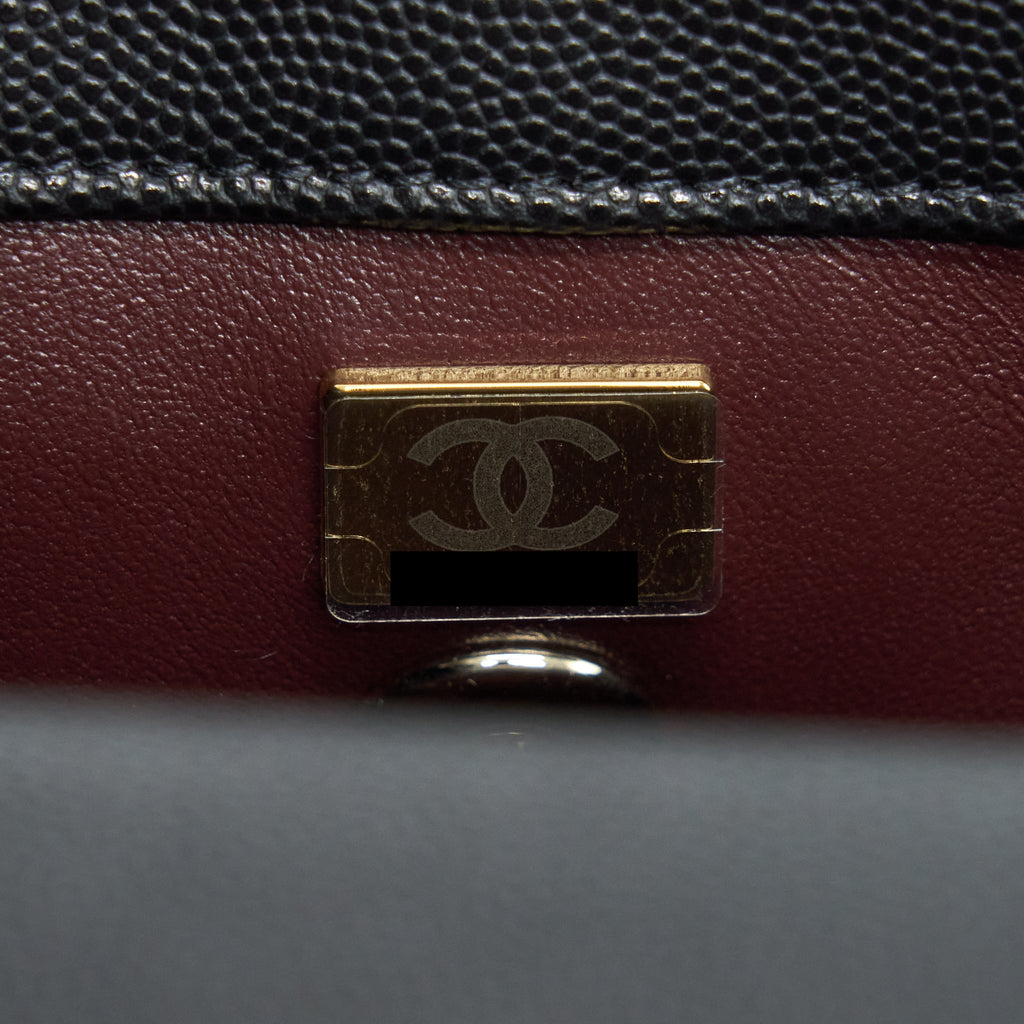 CHANEL 22P SMALL COCO HANDLE CAVIAR BLACK LGHW (MICROCHIP)