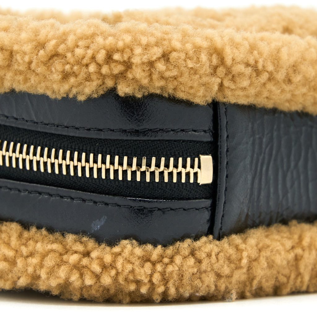 CHANEL CC MANIA WAIST BAG SHEARLING AND SHINY CRUMPLED SHEEPSKIN