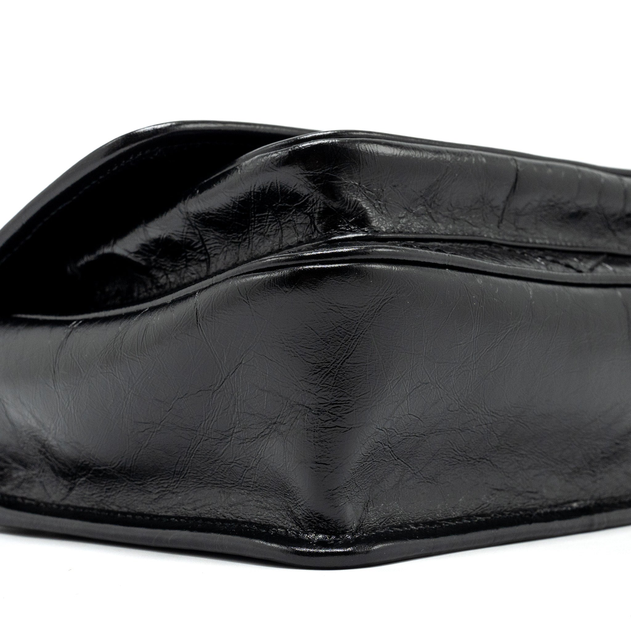 SAINT LAURENT NIKI BABY LEATHER BLACK SHW