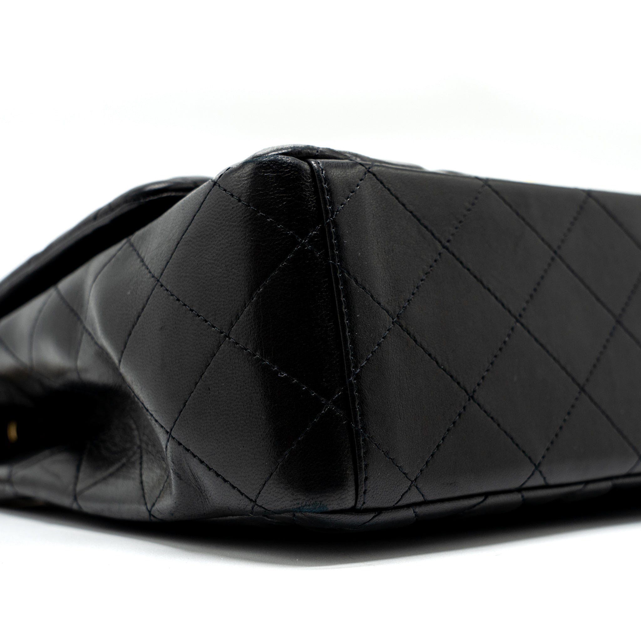CHANEL MAXI CLASSIC SINGLE FLAP BAG LAMBSKIN BLACK GHW