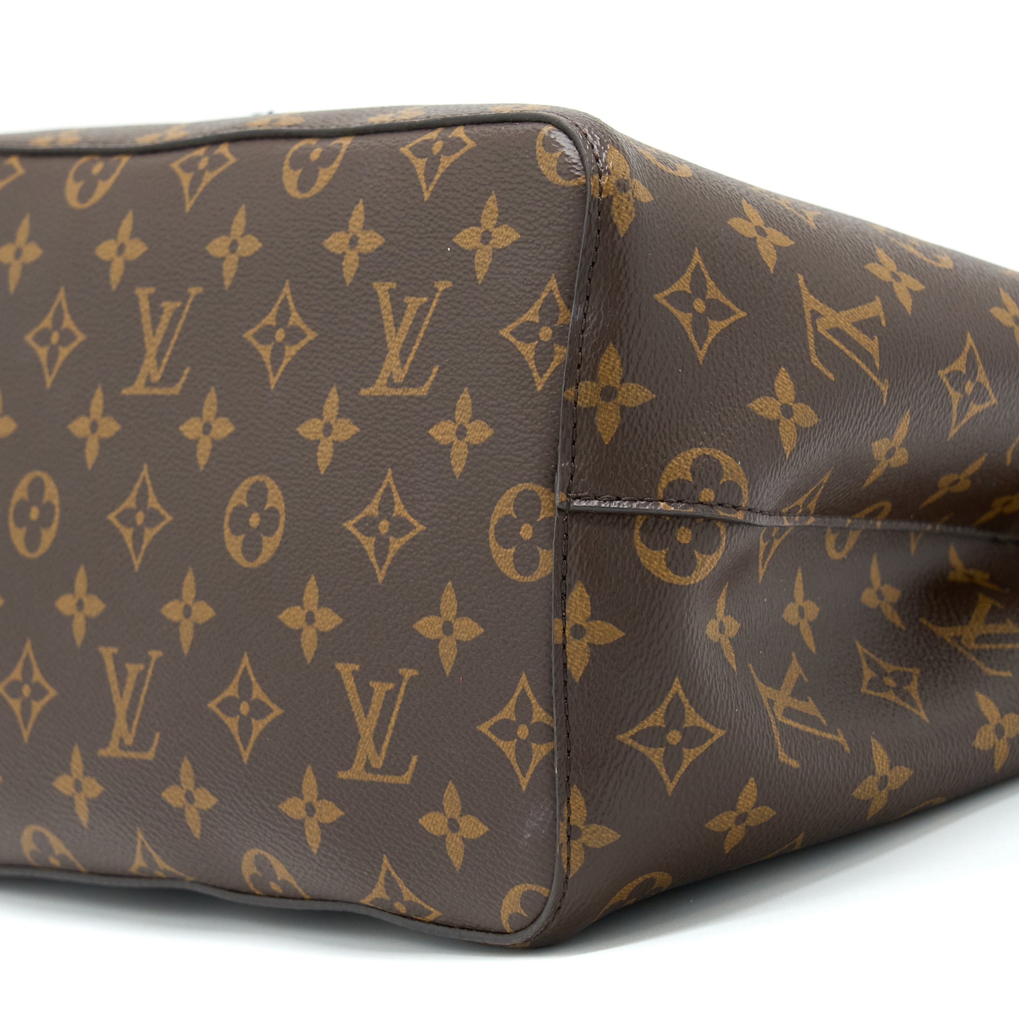 LOUIS VUITTON NEO NOE MONOGRAM CANVAS GHW