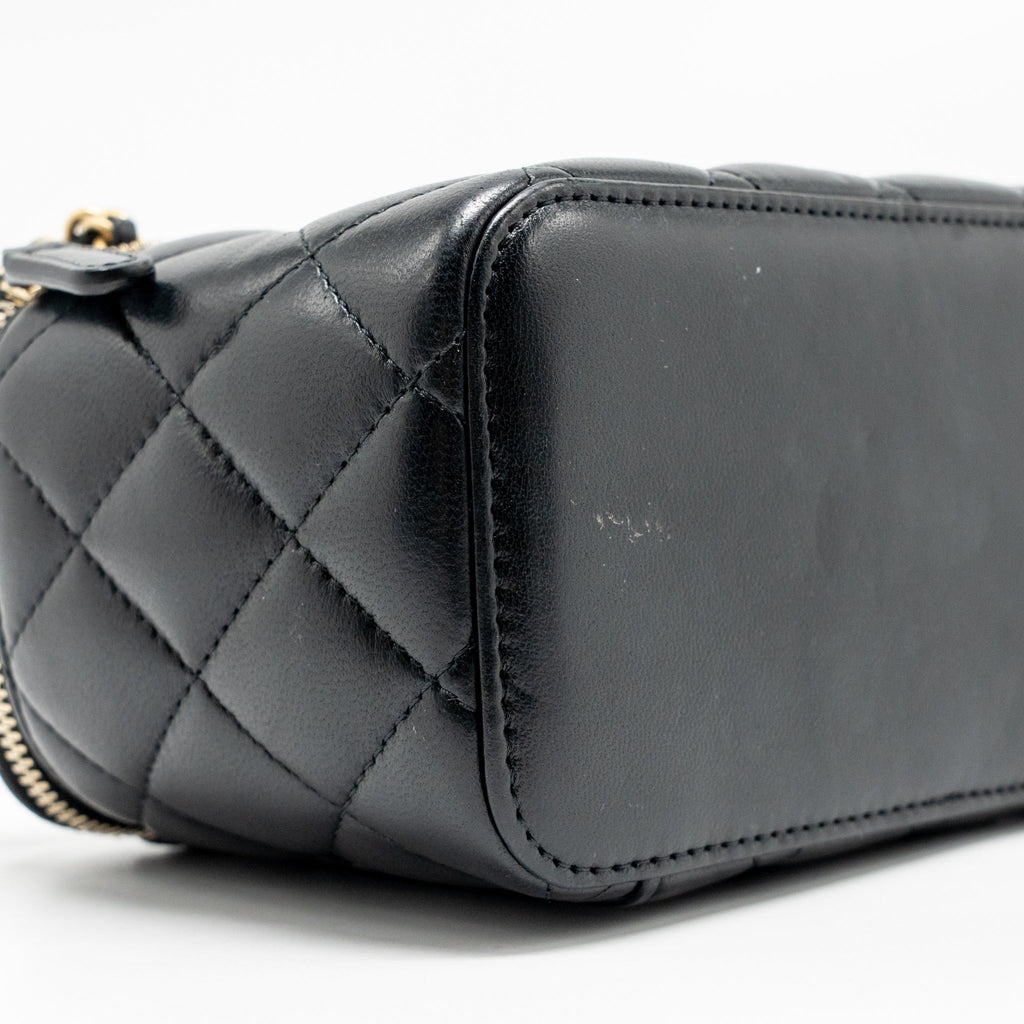 CHANEL PEARL CRUSH LONG VANITY WITH CHAIN LAMBSKIN BLACK GHW