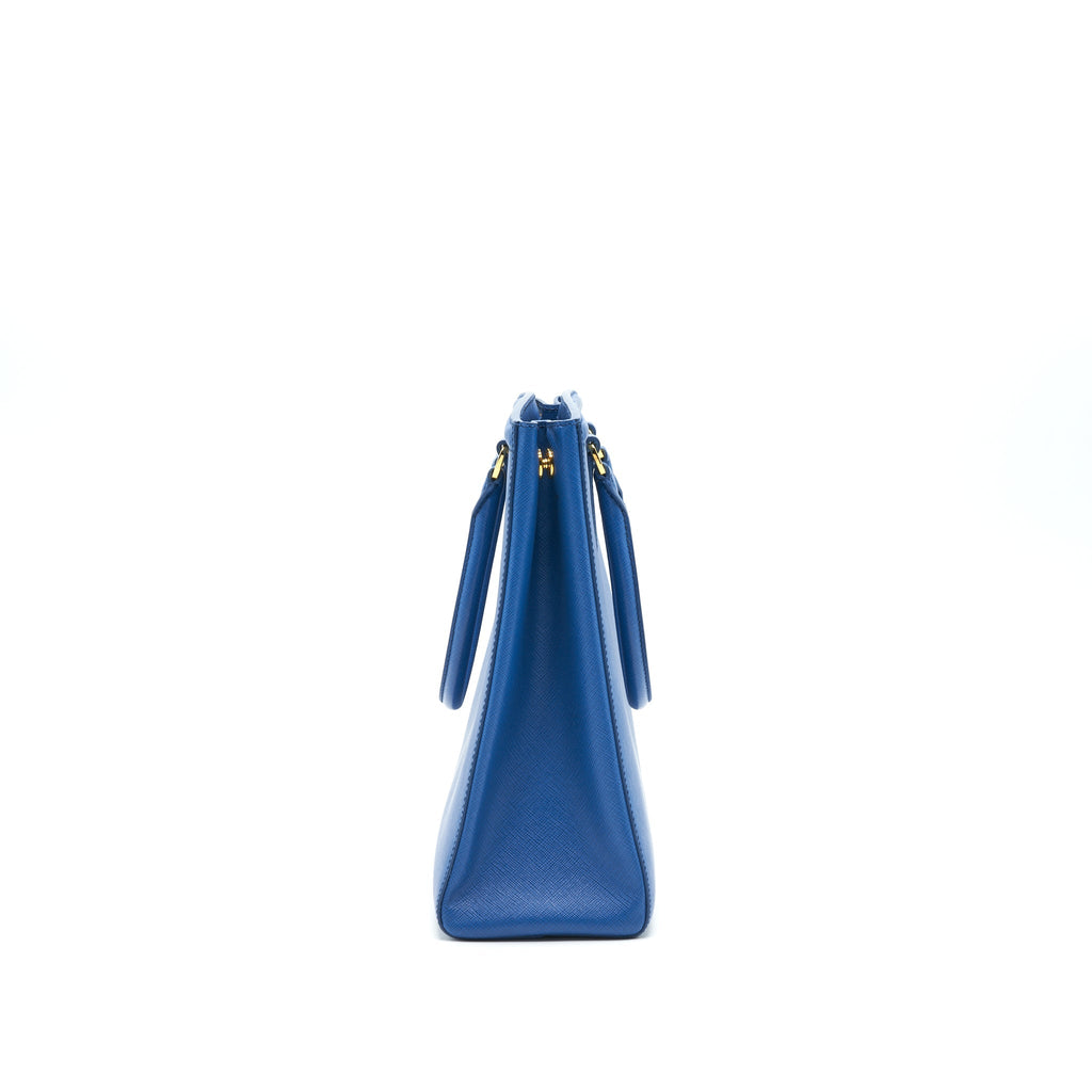 PRADA SHOPPING SAFFIANO LUX COBALTO BAG IN BLUE